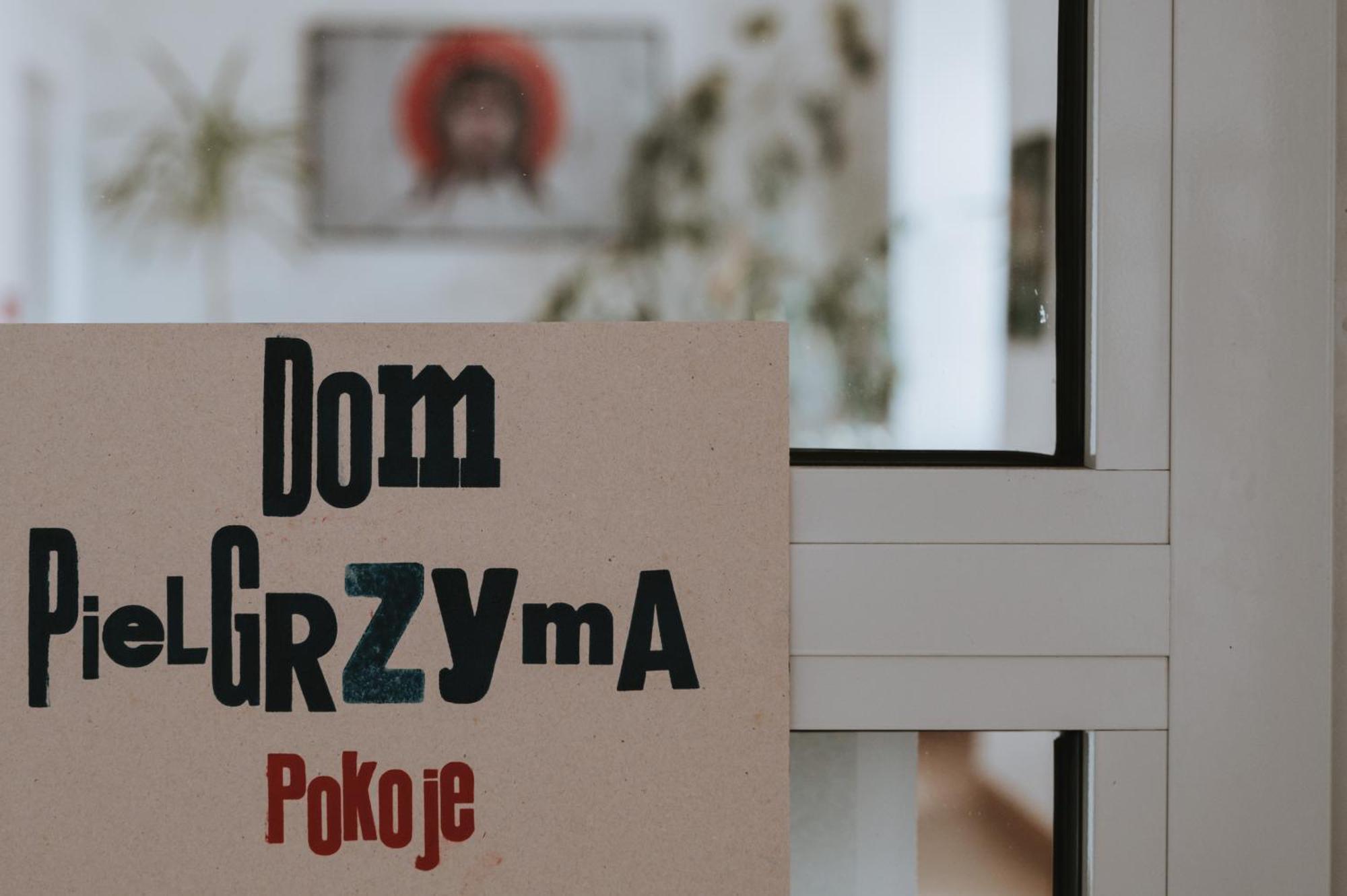 Pokoje Goscinne Domu Pielgrzyma W Supraslu Екстер'єр фото